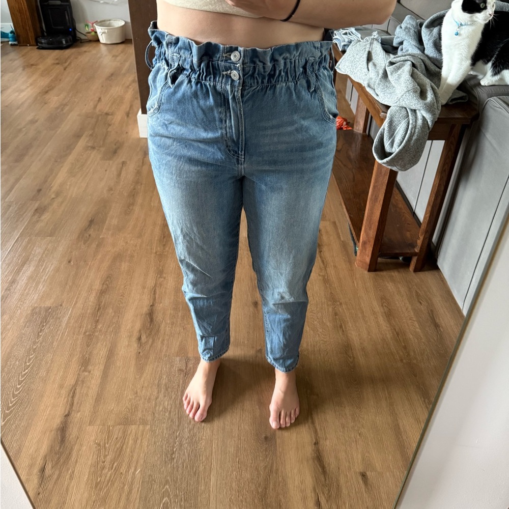 Women's Blue High-Waisted Jeans